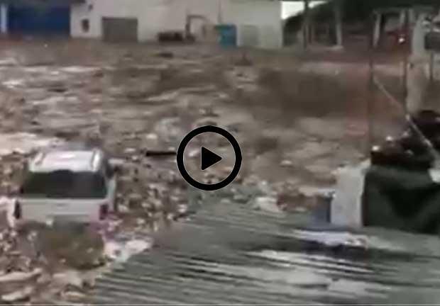 Inundaciones en Ecatepec: En las avenidas Central, R-1 y Morelos, se vivieron los peores momentos.