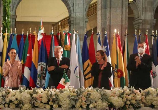 AMLO ofrece cena a presidentes de América Latina y el Caribe en Palacio Nacional