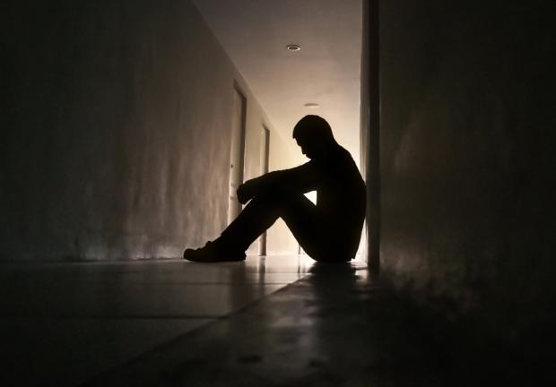Según datos oficiales, en el confinamiento los suicidios entre menores de 10 a 14 años aumentaron 37%, y entre los de 15 a 19 años, 12%; mientras que los pensamientos suicidas se incrementaron de 5.1% en 2018 a 6.9% en 2020.