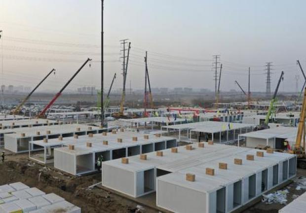 Avanza la construcción de lugares de cuarentena en China