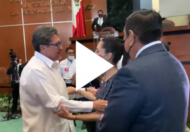 Durante la toma de protesta de Evelyn Salgado como gobernadora de Guerrero, Ricardo Monreal se encontró con Claudia Sheinbaum y ambos se saludaron.