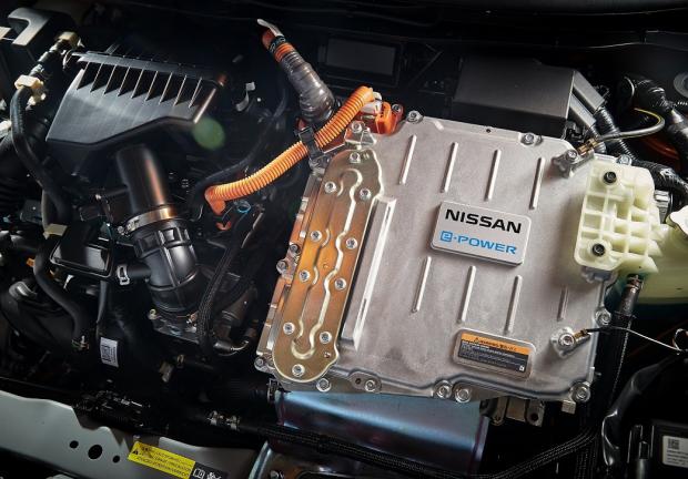Nissan e-POWER integra un motor totalmente eléctrico, que se encarga al 100% de impulsar las ruedas.