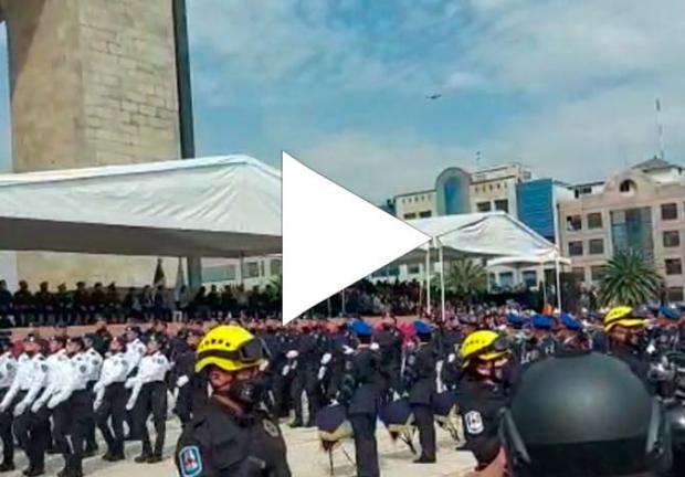 El Desfile del Día del Policía comenzó en el Monumento a la Revolución