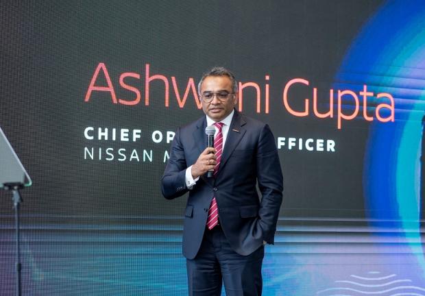 Gupta reiteró la visión de la compañía a largo plazo: “Nissan Ambition 2030”.