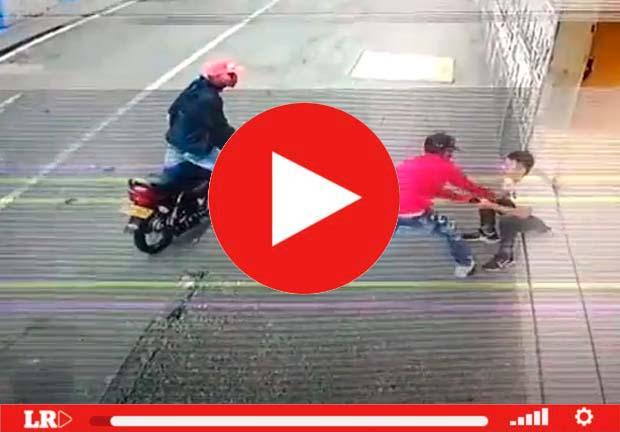 Video en el que se observa a un sujeto siendo asaltado dos veces en cuestión de minutos