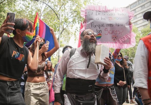 Marcha por el orgullo LGBT+ en CDMX 2022