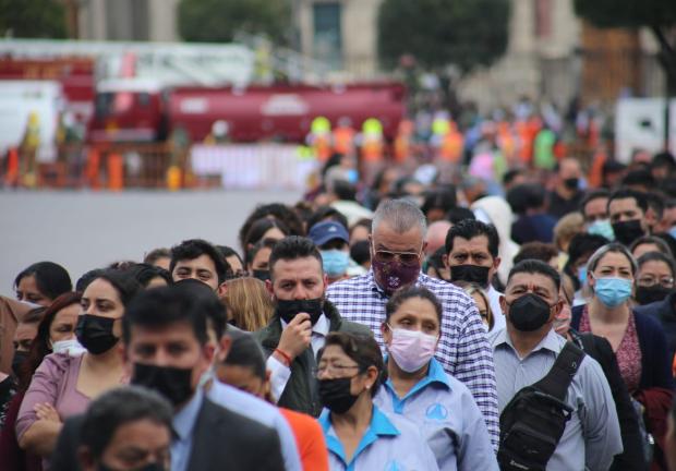 Ciudadanos durante Simulacro Nacional, en el año 2022.