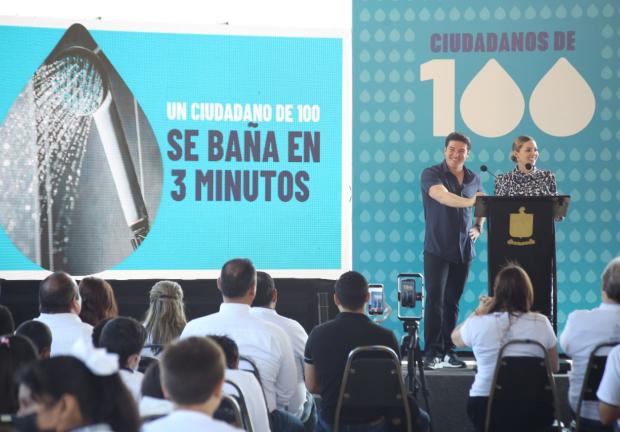 Ciudadanos de 100 - Samuel García y Mariana Rodríguez