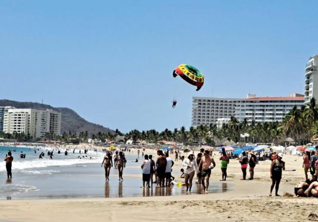 Puerto de Acapulco tuvo una ocupación hotelera del 75.2 por ciento e ingresos por turismo de 2.172 millones de pesos