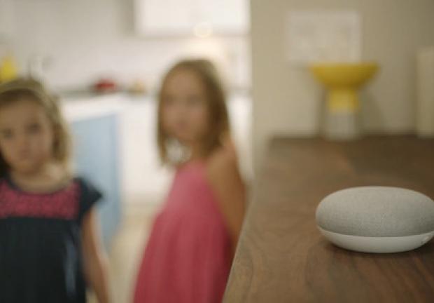 Amazon mantuvo los datos de los menores a fin de refinar su algoritmo de reconocimiento de voz, la Inteligencia Artificial detrás de Alexa, que alimenta a sus parlantes Echo y otros equipos.