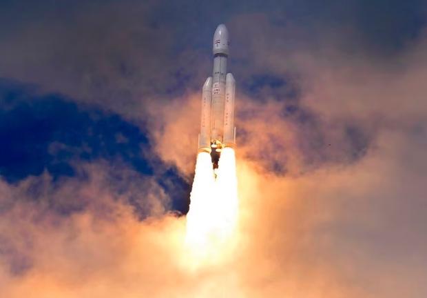 La nave espacial india Chandrayaan-3 tras su lanzamiento desde el Centro Espacial Satish Dhawan en Sriharikota, el 14 de julio pasado.