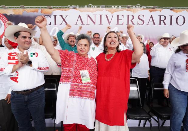 La precandidata presidencial del PRI, PAN Y PRD, Xóchitl Gálvez, criticó el silencio que ha guardado el Gobierno Federal sobre los hechos.