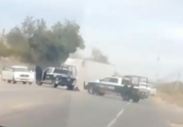 Captan enfrentamiento entre autoridades y civiles armados en Sonora.