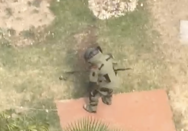 Desalojan a personal de la Torre de Pemex por hallazgo de granada en jardín