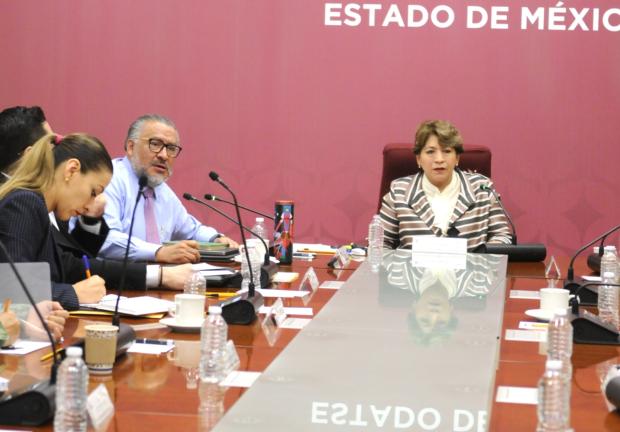 Gobernadora del Estado de México, Delfina Gómez Álvarez, encabezando la Mesa de Coordinación para la Construcción de la Paz
