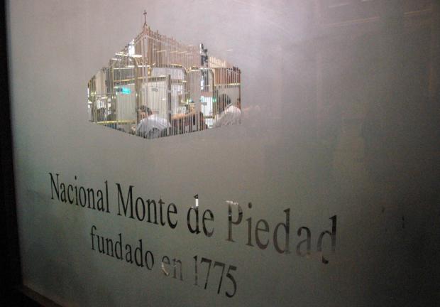 El Patronato del Nacional Monte de Piedad proponía despedir al 18 por ciento de la planta de empleados del sindicato.