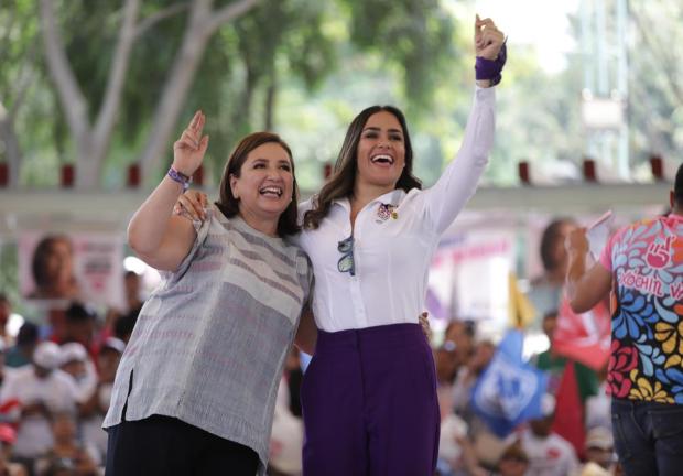 “Por primera vez en 18 años un candidato presidencial visita el ágora de Tlatelolco”, Ale Rojo de la Vega