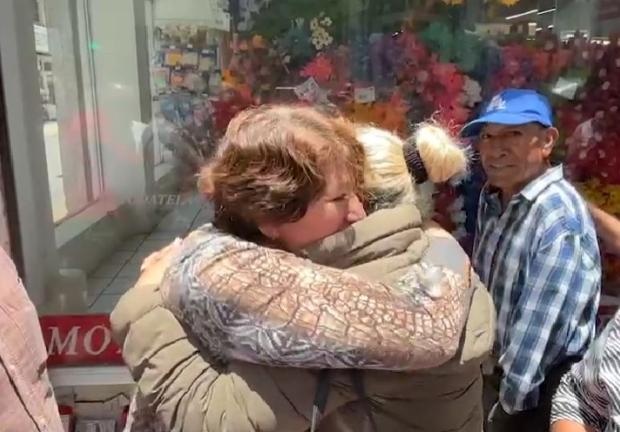 Delfina Gómez al recorrer las calles del centro de Toluca