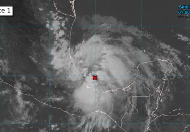 Se forma la Depresión Tropical Tres en el sur del Golfo de México.