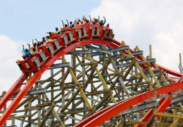 Medusa Steel Coaster es una de las atracciones extremas de Six Flags.