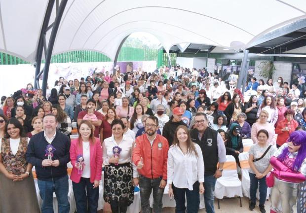 Feria reunió a mujeres emprendedoras de la Magdalena Contreras.