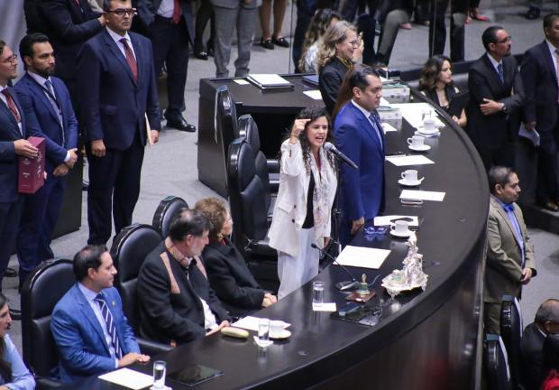 Luisa María Alcalde entregó el sexto Informe de Gobierno de AMLO.