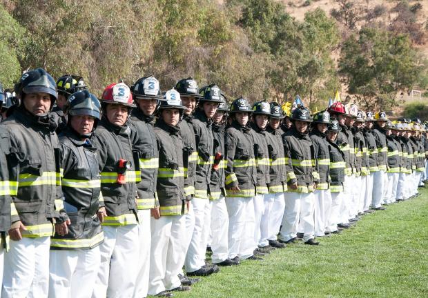 Los bomberos no solo tienen la responsabilidad de ayudar durante incendios, también lo hacen en otros incidentes.