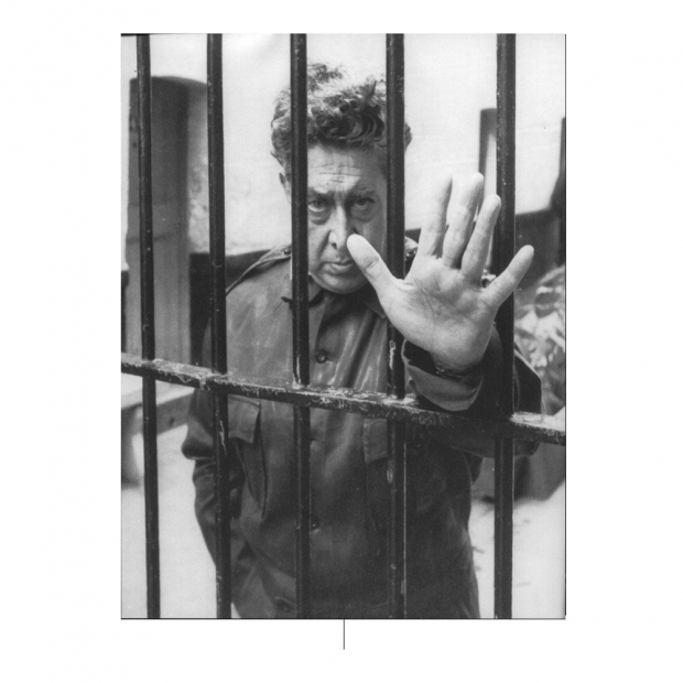 David Alfaro Siqueiros, en la cárcel de Lecumberri.