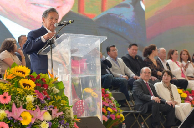 Higinio Martínez acudió al primer informe del Diputado Maurilio Hernández y presumió que Morena tiene liderazgos para repetir triunfos en 2023