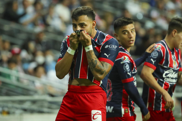 Alexis Vega festeja su gol en el duelo entre Chivas y Monterrey en la Jornada 1 del Clausura 2023, el pasado 7 de enero.