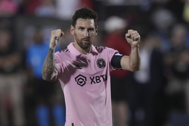 Lionel Messi celebra en la victoria del Inter de Miami ante el FC Dallas.
