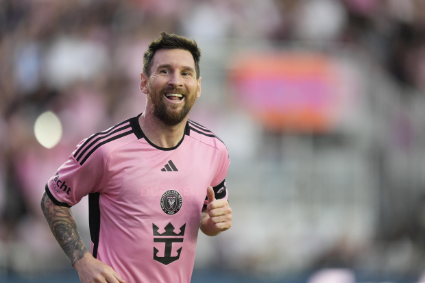 Lionel Messi celebra una anotación con el Inter Miami en un partido de la MLS.
