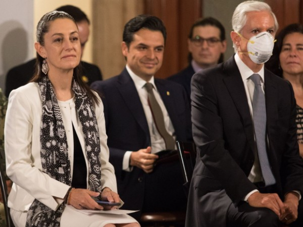 La jefa de Gobierno sentada junto al gobernador del Edoméx, en una conferencia mañanera del Presidente López Obrador.
