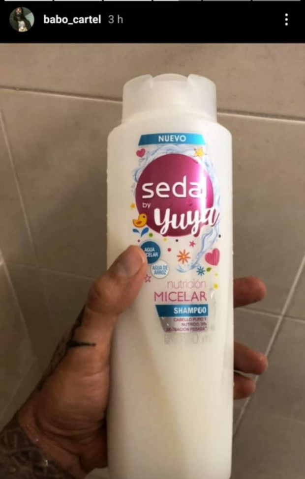 Obsesión tóxica! Babo revela que usa el shampoo de Yuya, pero ¡no tiene pelo!  - DDT