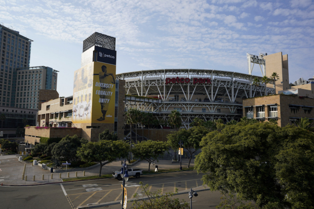 En el Petco Park, estaba programado un partido de MLB entre los Padres de San Diego y los Marineros de Seattle.
