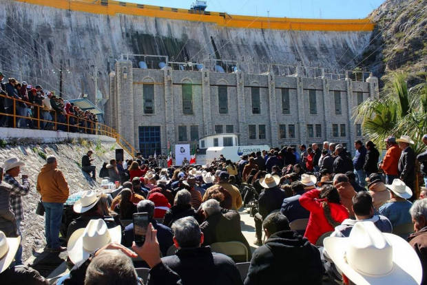Cientos de productores de Chihuahua tomaron la presa La Boquilla, en Delicias, el 10 de septiembre, para evitar que el Gobierno federal entregue agua a EU como parte del tratado de 1944.
