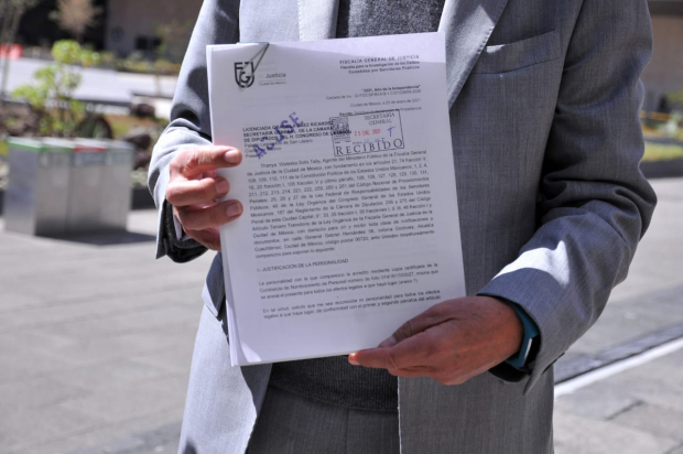 La Fiscalía General de Justicia de la Ciudad de México formalizó, la tarde de este lunes, la solicitud de procedencia de desafuero del diputado Mauricio Alonso Toledo Gutiérrez.