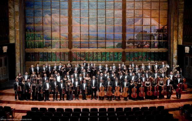 La Orquesta Sinfónica Nacional se presenta en Bellas Artes.