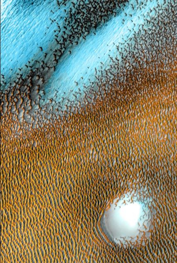 Las impresionantes dunas azules de Marte que reveló la NASA