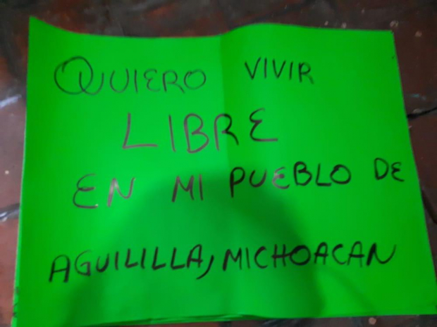 Los manifestantes de Aguilita, Michoacán se quejaron de la inseguridad de la localidad