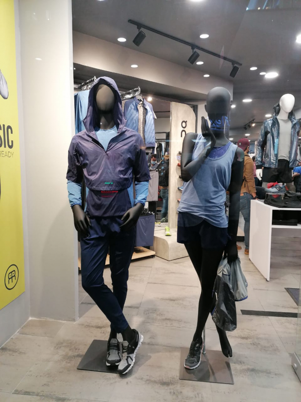 Carrara abrió su tienda en La Gran Plaza Fashion Mall de Guadalajara
