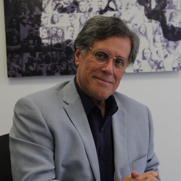 El director, dramaturgo y docente Raúl Quintanilla.