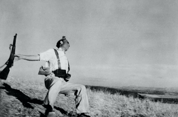 Robert Capa, Muerte de un miliciano, 1936.