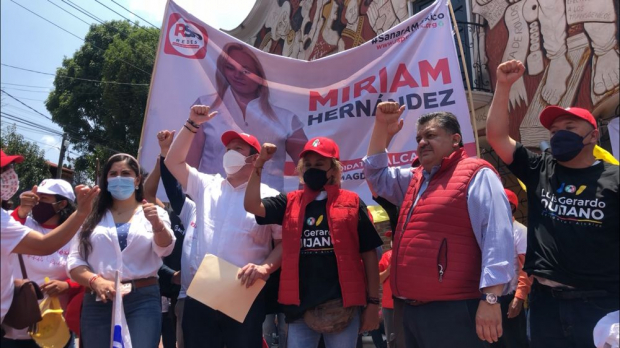 La candidata Miriam Hernández Sánchez, anunció su adhesión y la de sus concejales, a la candidatura de Luis Gerardo “El Güero” Quijano