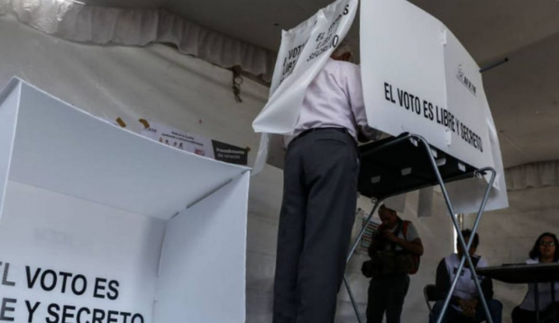 Desde temprano los mexicanos votarán el domingo 6 de junio por nuevos puetos populares.