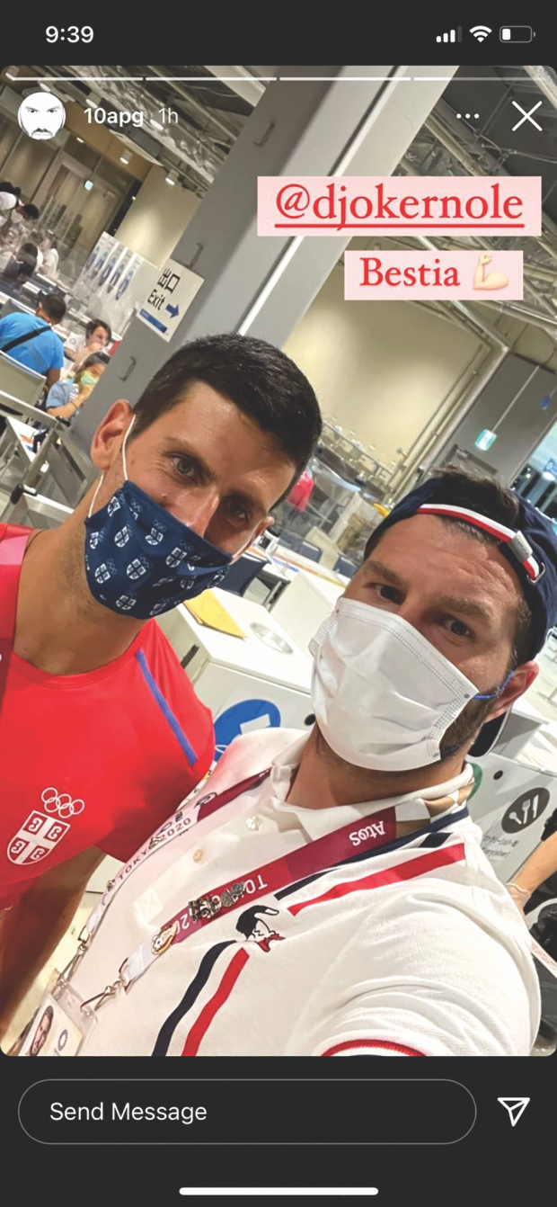 Gignac presume selfie con Djokovic