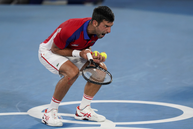 Novak Djokovic perdió toda la ilusión de conseguir el Gold Slam (los cuatro Grand Slams y la medalla de oro el mismo año), pues en las semifinales fue eliminado por Alexander Zverev. El serbio tampoco fue por el oro en dobles mixtos.