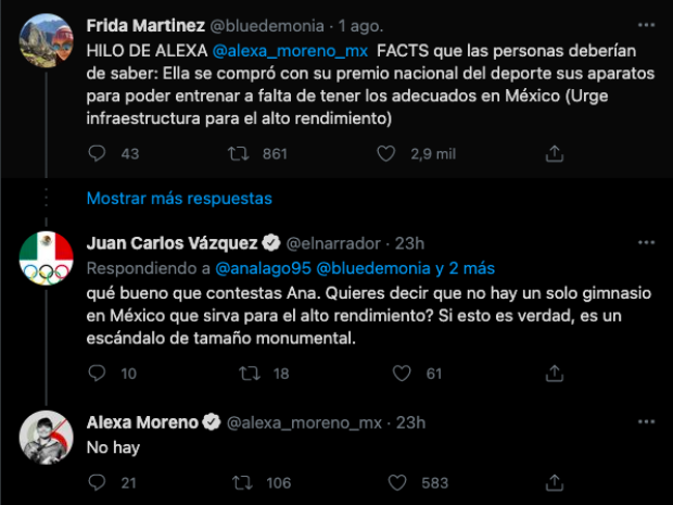Alexa Moreno responde a la pregunta del comunicador.