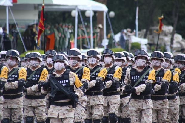 Fuerzas Armadas ensayan para el Desfile Militar que se realizará el próximo 16 de septiembre.
