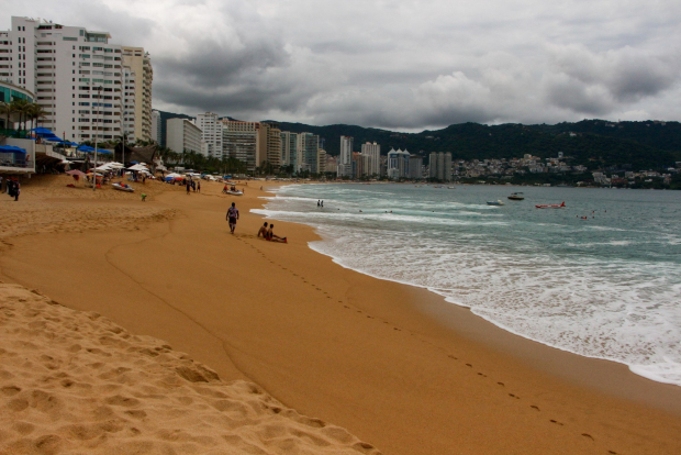 Las playas de Acapulco, durante el verano pasado.